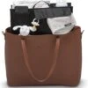 Snoozzz Luiertas Luxe Verzorgingstas – Inclusief Uitneembare Tas Organizer Met Thermovak, Stroller Hooks En Verschoningsmatje - Cognac -Babyproducten 1085x1200 3