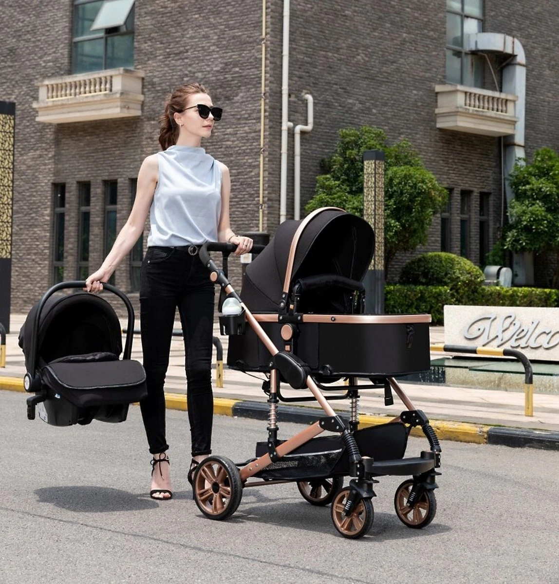 Luxe Kinderwagen 3 In 1 - Wandelwagen - Kinderwagen 3-in-1 Incl Autostoel - Kinderwagen Maxi Cosi – Buggy 3 In 1 - Newborn - Zwart 7 Luxe Kinderwagen 3 In 1 - Wandelwagen - Kinderwagen 3-in-1 Incl Autostoel - Kinderwagen Maxi Cosi – Buggy 3 In 1 - Newborn - Zwart - Afbeelding 5