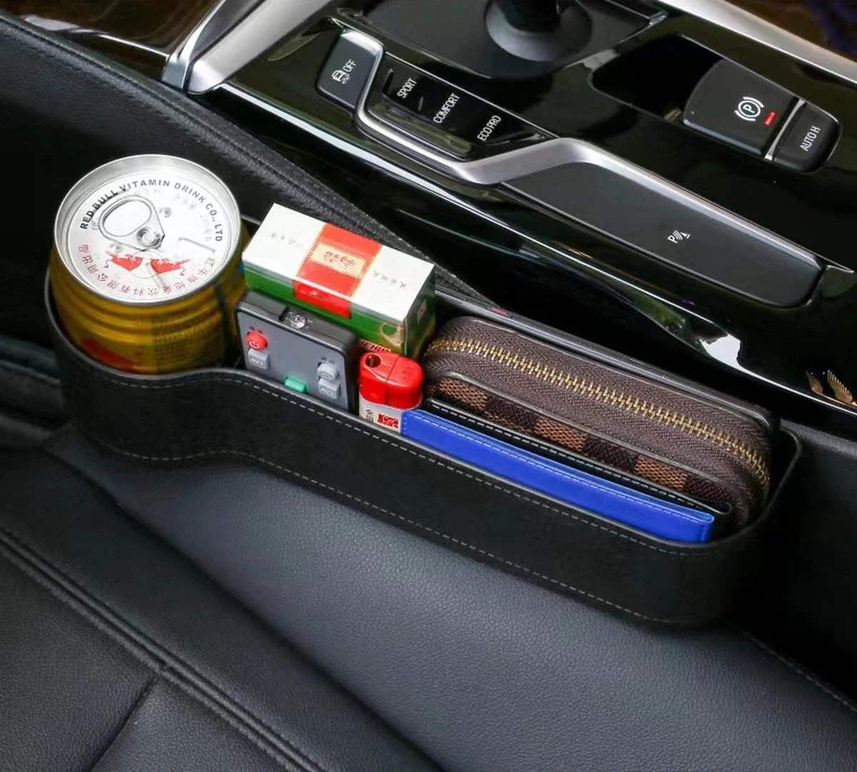 Auto Organizer Bestuurder En Bijrijder - Autostoel Opbergdoos Met Bekerhouder - Opbergen Auto Accessoires - Auto Accessories - Smartphone Telefoon Houder Geschikt Voor Tablet IPad Samsung Tab En Nintendo Switch 4 Auto Organizer Bestuurder En Bijrijder - Autostoel Opbergdoos Met Bekerhouder - Opbergen Auto Accessoires - Auto Accessories - Smartphone Telefoon Houder Geschikt Voor Tablet IPad Samsung Tab En Nintendo Switch - Afbeelding 2