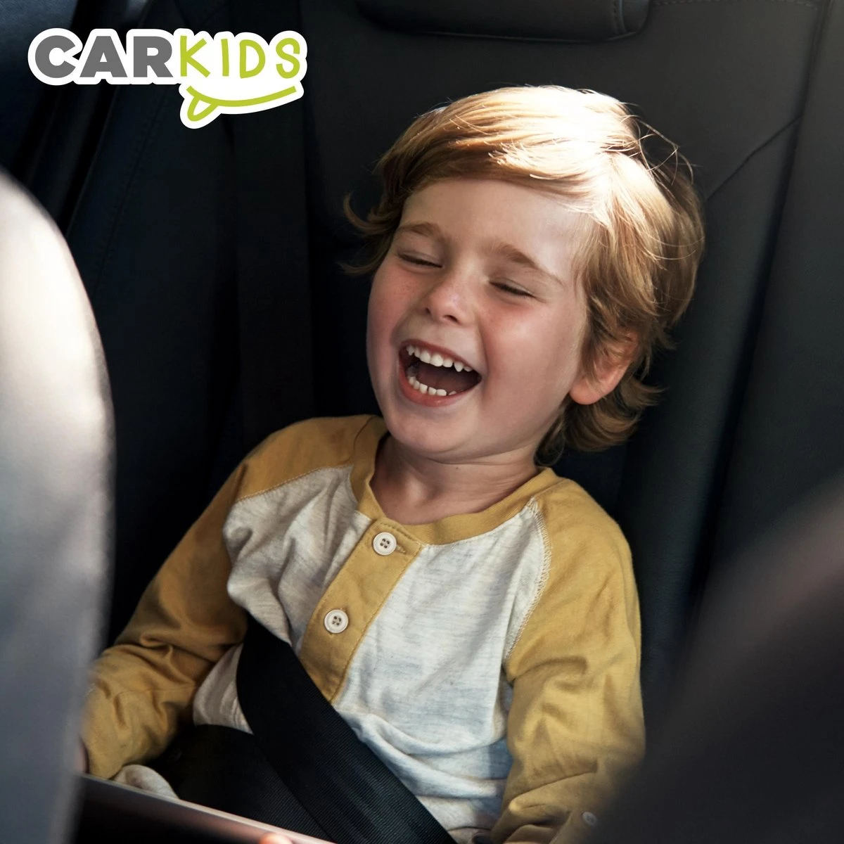 Carkids Auto Zitverhoger Zwart En Wit | Autostoel Groep 2-3 | Kinderen Van 3,5-12 Jaar | 15-36 Kg 8 Carkids Auto Zitverhoger Zwart En Wit | Autostoel Groep 2-3 | Kinderen Van 3,5-12 Jaar | 15-36 Kg - Afbeelding 6