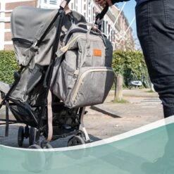 Luiertas Rugzak - Monx Luiertas Verzorgingstas Met Uitklapbaar Babybedje - Overzichtelijke Luierrugzak Extra Buggy En Kinderwagen Haken Inclusief Geïsoleerde Flessenhouder - Grijs -Babyproducten 1200x1200 1598