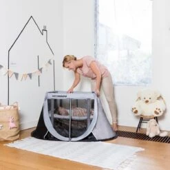 AeroMoov Instant Travel Cot Reisbed - Grey Rock 37 AeroMoov Instant Travel Cot Reisbed - Grey Rock -Babyproducten 1200x1200 1923