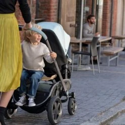 Quinny Hubb Mono Kinderwagen - Frost On Black 18 Quinny Hubb Mono Kinderwagen - Frost On Black -Babyproducten 1200x1200 917