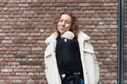 Cuddie Baby Draagdoek - Premium Organic Baby Draagdoek Gemaakt Van Bio Katoen - Newborns Tot 15 Kg - Baby Cadeau - Met Wenskaart - Zwart 20 Cuddie Baby Draagdoek - Premium Organic Baby Draagdoek Gemaakt Van Bio Katoen - Newborns Tot 15 Kg - Baby Cadeau - Met Wenskaart - Zwart -Babyproducten 1200x799 47