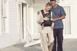 BabyBjörn Draagzak Harmony - 3D Mesh - Zwart -Babyproducten 1200x800 150