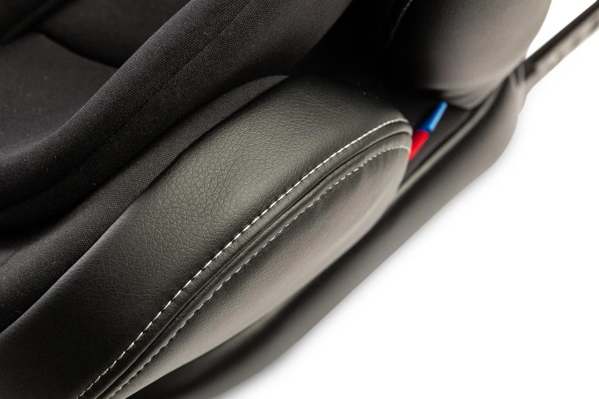 MUNDO 0-36 KG ISOFIX - 360 Graden Draaibaar Zwart 9 MUNDO 0-36 KG ISOFIX - 360 Graden Draaibaar Zwart - Afbeelding 7