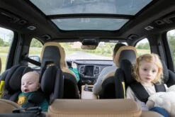 Bebeconfort Evolvefix Autostoeltje - 360° Draaibaar - Night Black -Babyproducten 1200x800 203