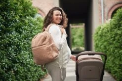 Jollein Luiertas Rugzak Boucle - Biscuit 32 Jollein Luiertas Rugzak Boucle - Biscuit -Babyproducten 1200x800 232