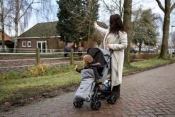 Ding Universele Voetenzak Voor Buggy & Kinderwagen - Grijs -Babyproducten 1200x800 261