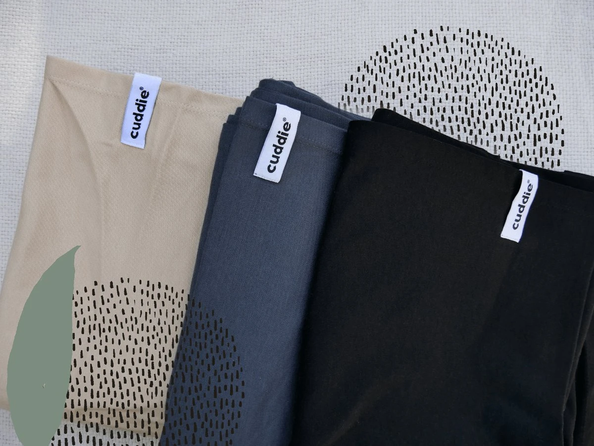 Cuddie Baby Draagdoek - Premium Organic Baby Draagdoek Gemaakt Van Bio Katoen - Newborns Tot 15 Kg - Baby Cadeau - Met Wenskaart - Zwart 16 Cuddie Baby Draagdoek - Premium Organic Baby Draagdoek Gemaakt Van Bio Katoen - Newborns Tot 15 Kg - Baby Cadeau - Met Wenskaart - Zwart - Afbeelding 14