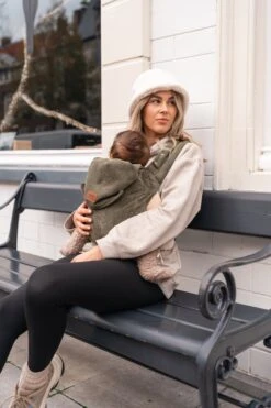 ByKay - Draagzak - Click Carrier Classic - Moss Green -Babyproducten 799x1200 55