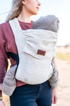 ByKay - Draagzak - Click Carrier Classic - Sand Blocks Summer - Organic Linnen/Cotton -Babyproducten 800x1200 102