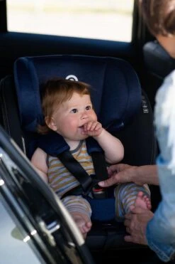 MUNDO 0-36 KG ISOFIX - 360 Graden Draaibaar Zwart 32 MUNDO 0-36 KG ISOFIX - 360 Graden Draaibaar Zwart -Babyproducten 800x1200 136