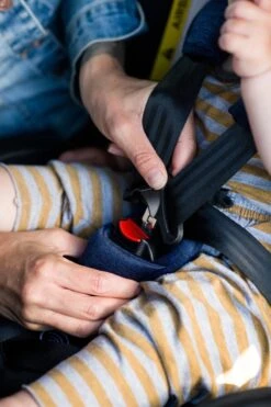 MUNDO 0-36 KG ISOFIX - 360 Graden Draaibaar Zwart 36 MUNDO 0-36 KG ISOFIX - 360 Graden Draaibaar Zwart -Babyproducten 800x1200 140