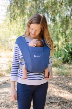Ergobaby - Embrace - Draagzak Baby - Soft Blue - Ergonomisch Vanaf Geboorte -Babyproducten 800x1200 69