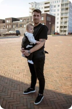 Deryan Pack Luxe Ergonomische Draagzak - Babydrager + Opbergvakjes - Zwart -Babyproducten 800x1200 87