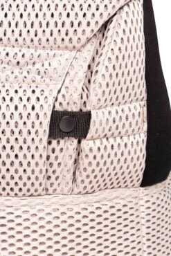 Dooky Ergonomische Draagzak Urban Comfort Beige Desert -Babyproducten 801x1200 4