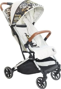 Deryan Luxe Rolo Luxe Lichtgewicht Buggy - Zoo Creme -Babyproducten 825x1200 4