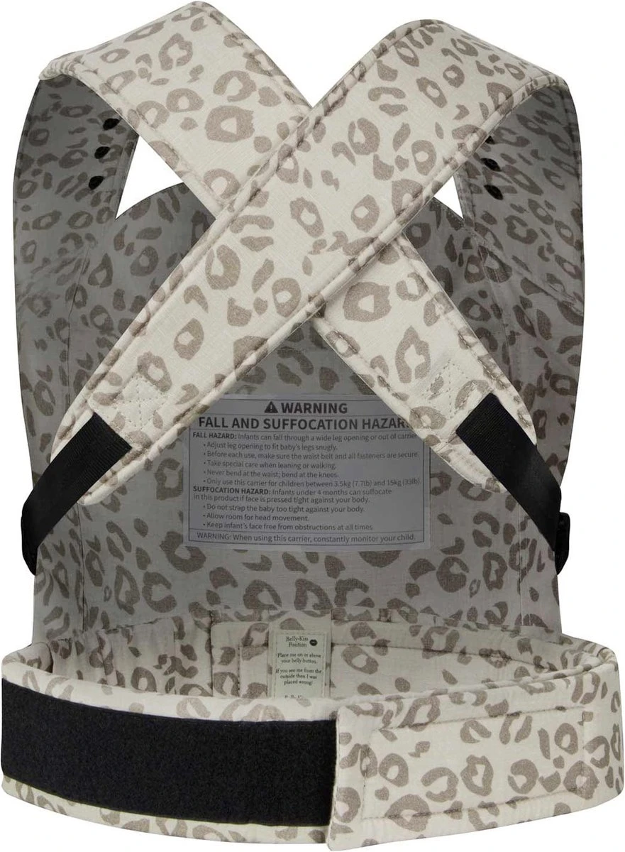 ROOKIE Baby Premium Draagzak- Design Buikdrager - Comfortabel En Ergonomisch - Pasgeboren Babydrager - Peuterdrager - Biologisch Katoen - Super Zacht - Unisex: Voor Mama En Papa (Leoprint Beige) 5 ROOKIE Baby Premium Draagzak- Design Buikdrager - Comfortabel En Ergonomisch - Pasgeboren Babydrager - Peuterdrager - Biologisch Katoen - Super Zacht - Unisex: Voor Mama En Papa (Leoprint Beige) - Afbeelding 3